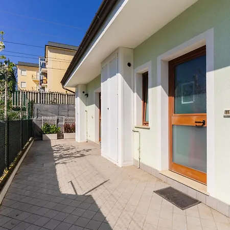 別荘 Un Sogno Al Mare リド・ディ・フェルモ